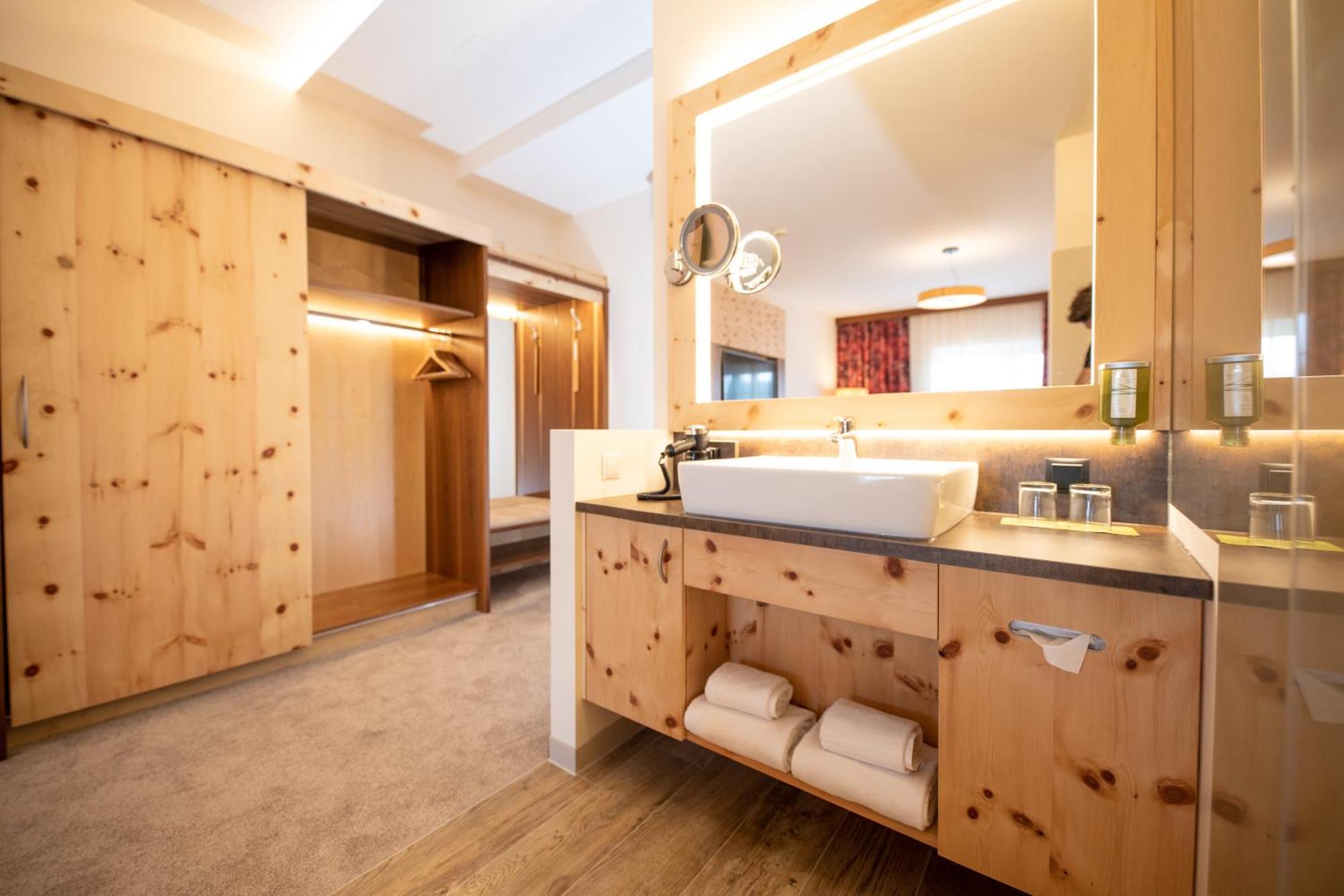Thermenhotel Puchasplus Штёгерсбах Экстерьер фото