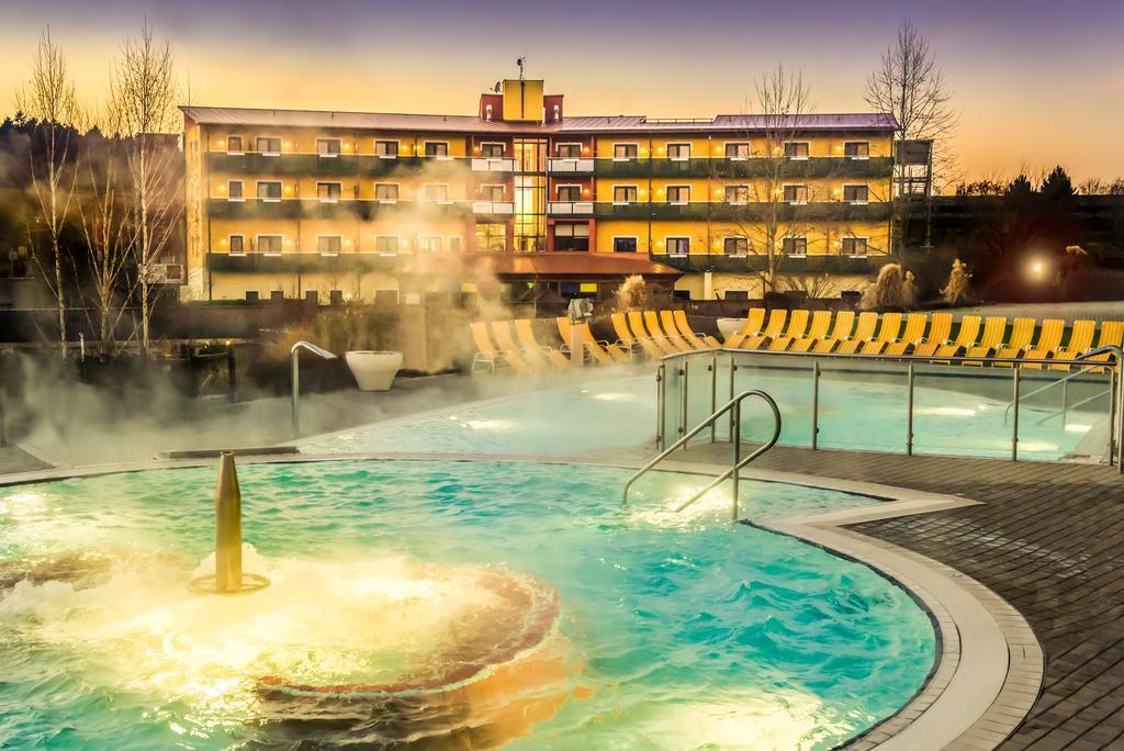Thermenhotel Puchasplus Штёгерсбах Экстерьер фото